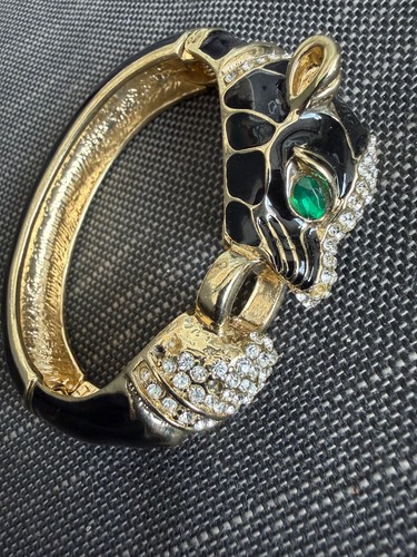 Lovely bracelet the style - in,