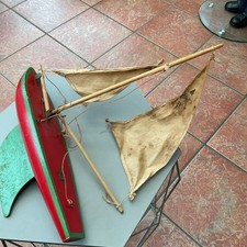 VINTAGE OLD 1950s POND BOAT