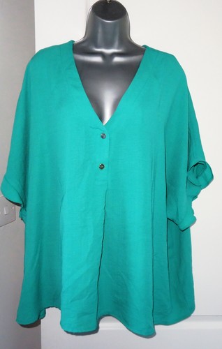 Ladies green neck - v-neck, blouse