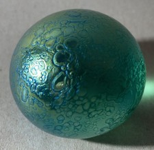 Vintage Heron Glass Iridescent Art Glass Paperweight.