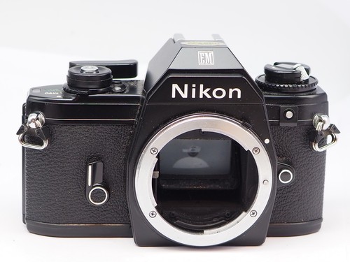 Nikon 35mm slr camera body - nikon, em
