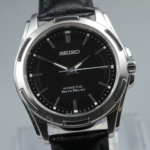 Near mint seiko kinetic - near,