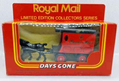 Lledo horse drawn van royal - van,