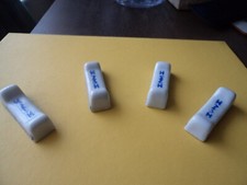 4 x porcelain knife/chopstick