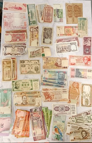 Vintage world banknotes - 92,