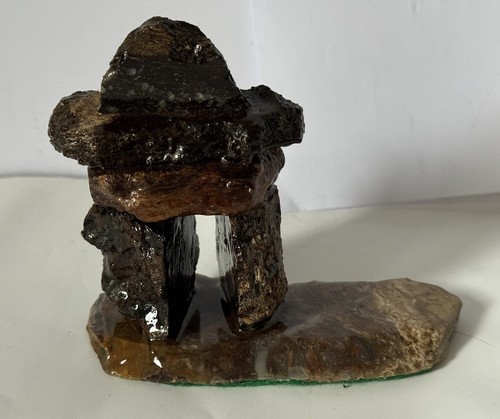 Canadian agate inuit design - agate,