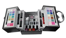 the Color Institute Ultimate Beauty New making up is Even Easier Ladies Gift