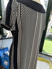 Ladies New Top Size 14 Unusual