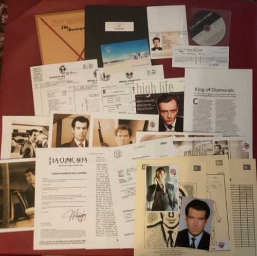Prop james bond die - prop,