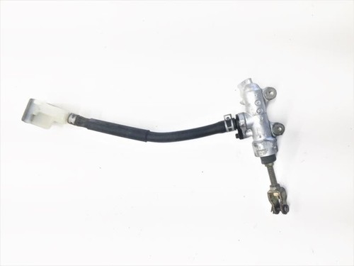 Rear brake master cylinder