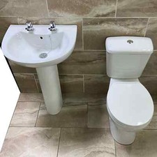 Ginny Rimless Toilet & Proton