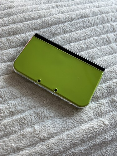 New 3ds lime green console - new,