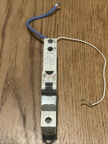 605012 32amp 30ma - 30ma, b