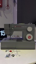 Singer Heavy Duty 4423 Sewing