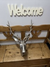 LARGE WALL MOUNTED METAL DEERS