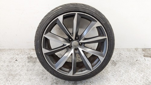 Audi mk2 alloy wheel - 4m,