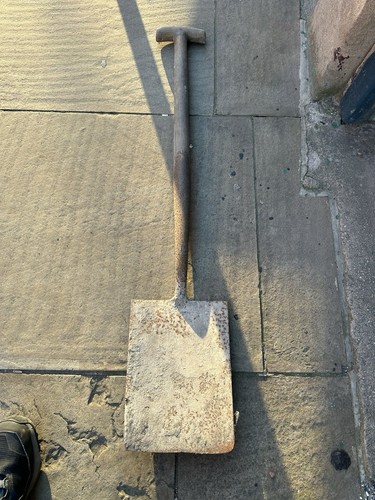 Vintage old garden spade - garden,