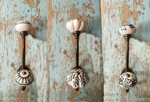 Black white ceramic knob - black,