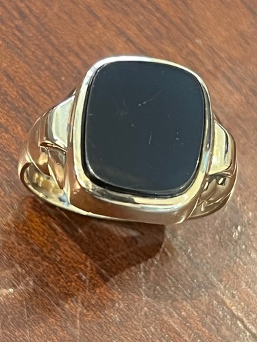 Vintage 9ct gold black onyx