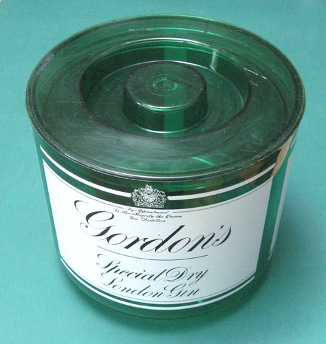 Gordon gin green plastic - gordon's,
