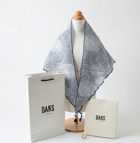 Daks petit scarf - petit,