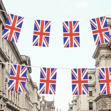 Fabric Union Jack Bunting 28 flags 10m/33 ft - SALE  - Free Post Speedy Delivery