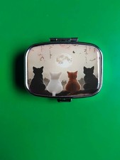 METAL PILL BOX FEATURING CUTE
