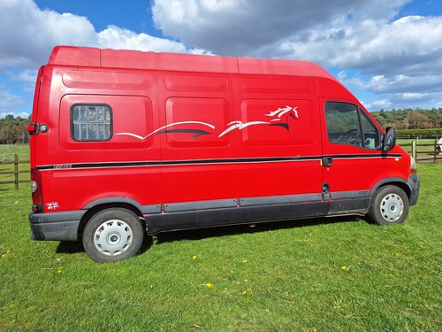 Renault master horsebox - renault,