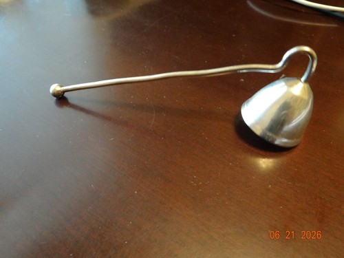 Vintage candle snuffer - 5.5",