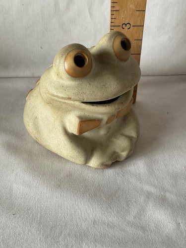Shelf studio pottery - studio,
