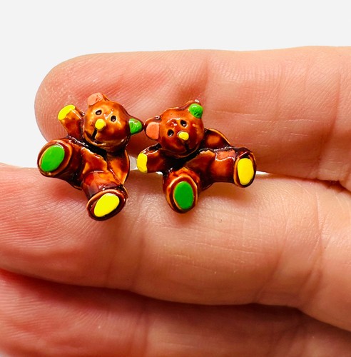 Tiny perfect vtg enamel - tiny, brown