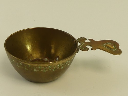 Quaich make g - a,