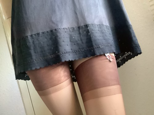 Vtg littlewoods black silky - ,