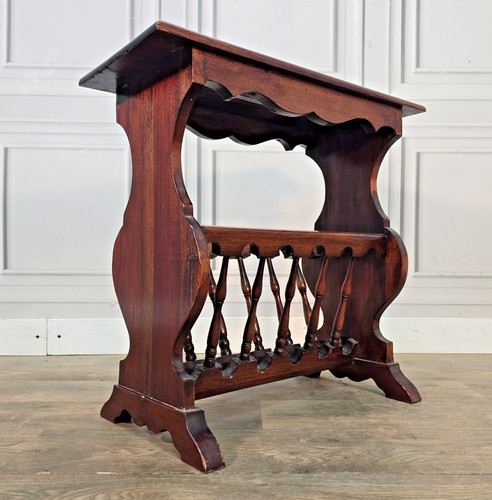Vintage magazine rack - magazine, table