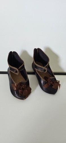 Old pair leather shoes - leather,