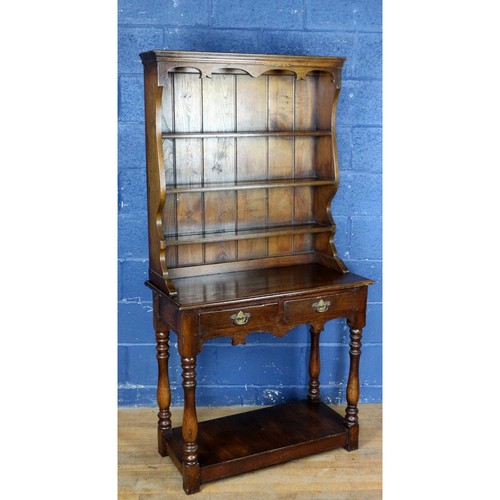 Titchmarsh goodwin carved - &,
