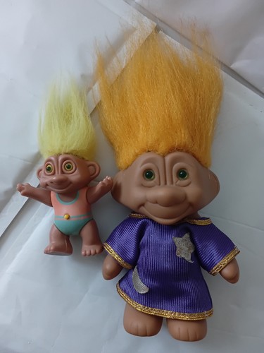 Pair interactive trolls - of,