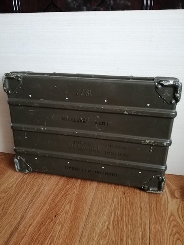 Vintage large sturdy - large,