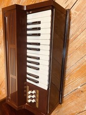 Vintage Electric Chord Organ 