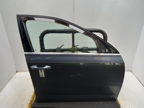 Skoda octavia right front door - front,