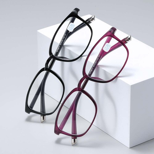Short sighted spectacles - sighted,