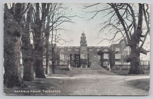 Hatfield house the avenue - house,