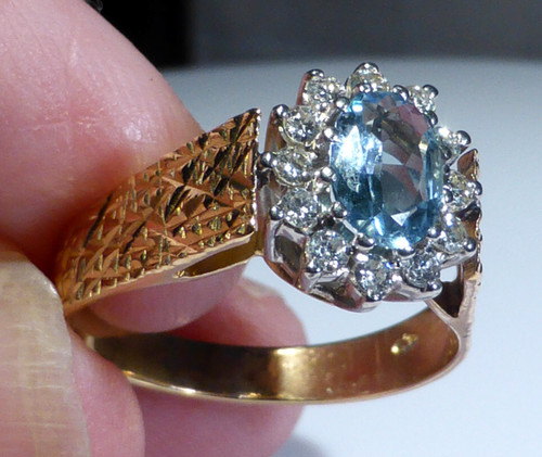 18ct gold ring aquamarine - gold,