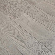 Sample: Engineered Oak Wood