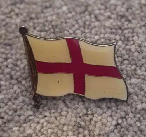 Vintage england flag pin - vintage,