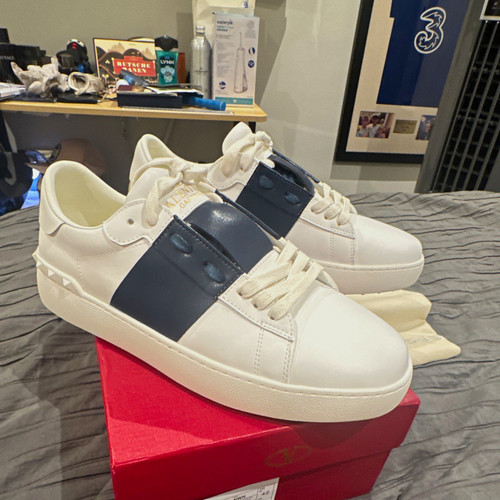 Valentino garavani one - garavani, stud