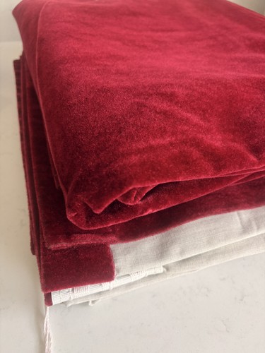 Red velvet short curtains - ,