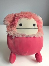 Squishmallows Hailey the Bigfoot – Hot Pink – Kellytoy