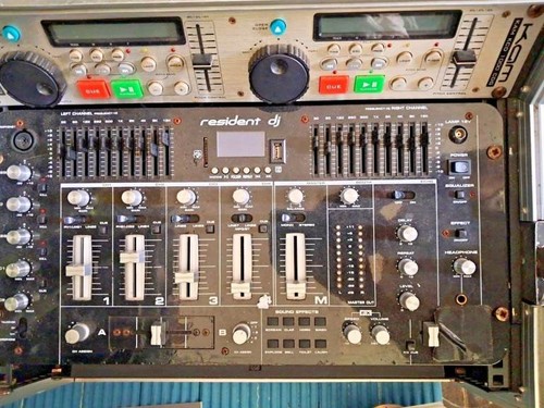 Full disco resident - full,