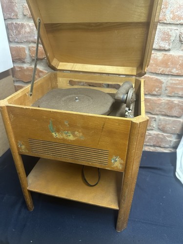 Vintage mel dee phonograph - vintage,